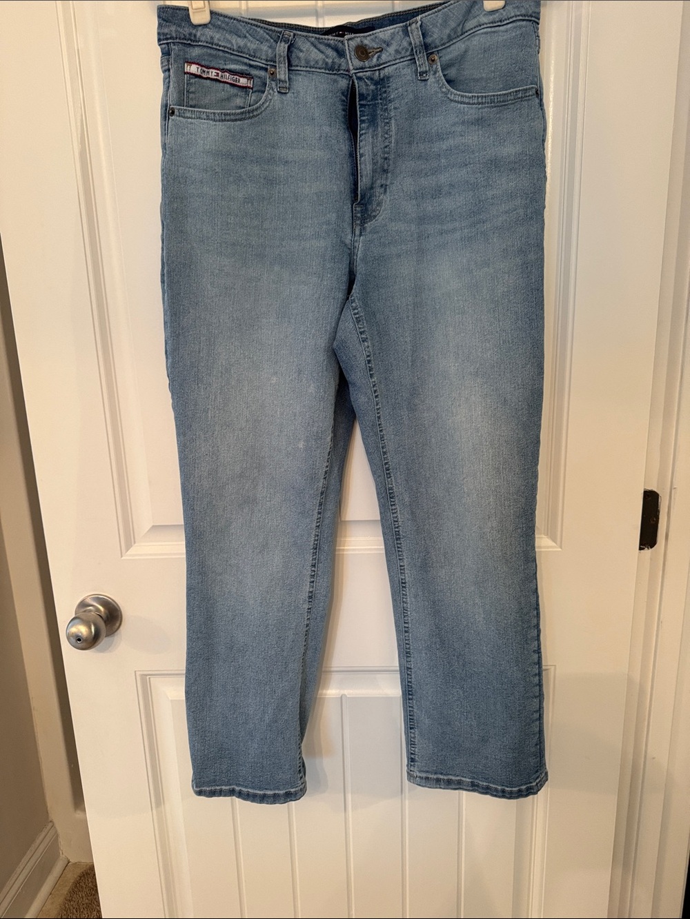Tommy Hilfiger Light Blue Cropped Jeans